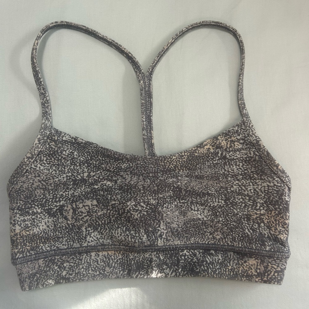 Lululemon Flow Y Nulu Bra